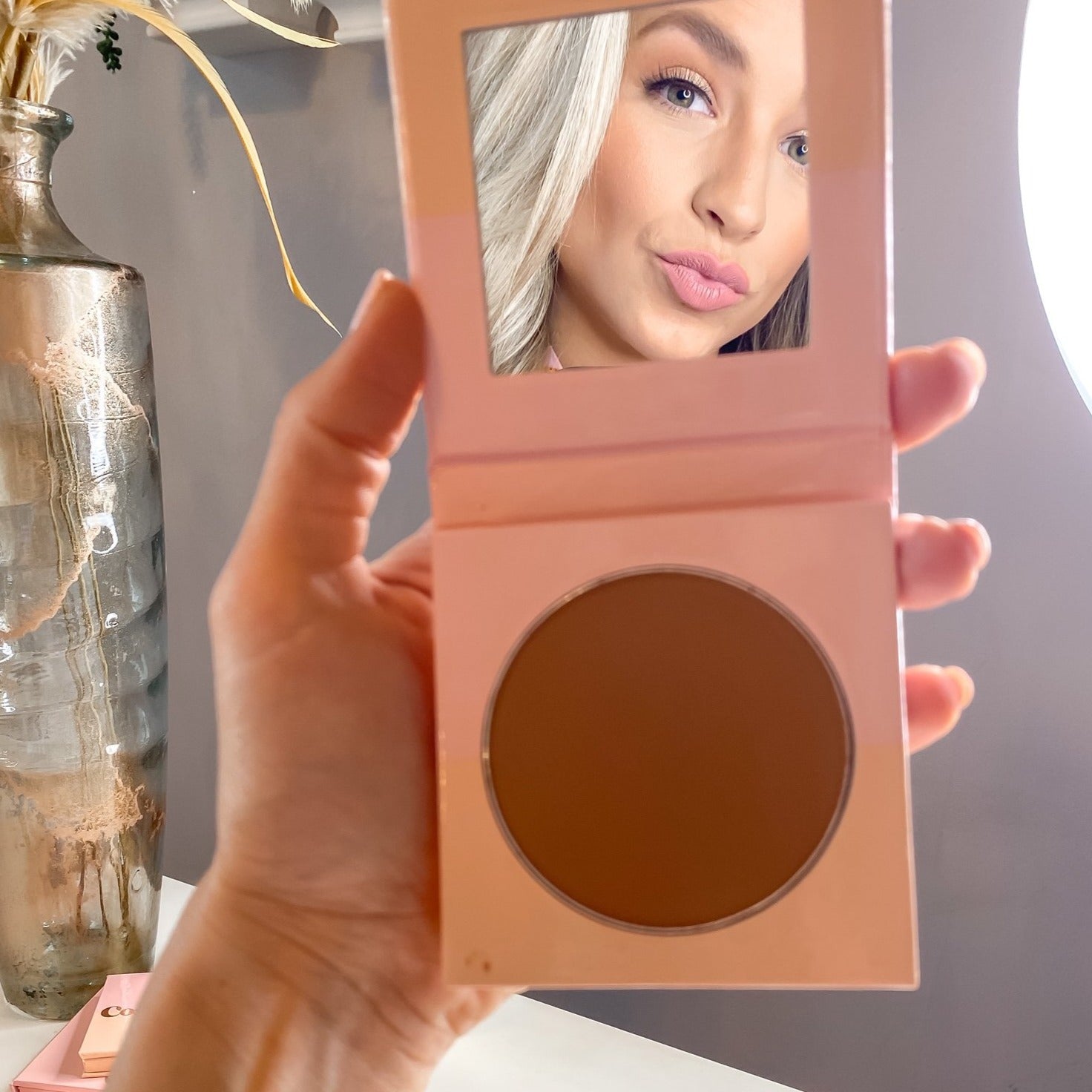 Multi Dimensional Bronzer